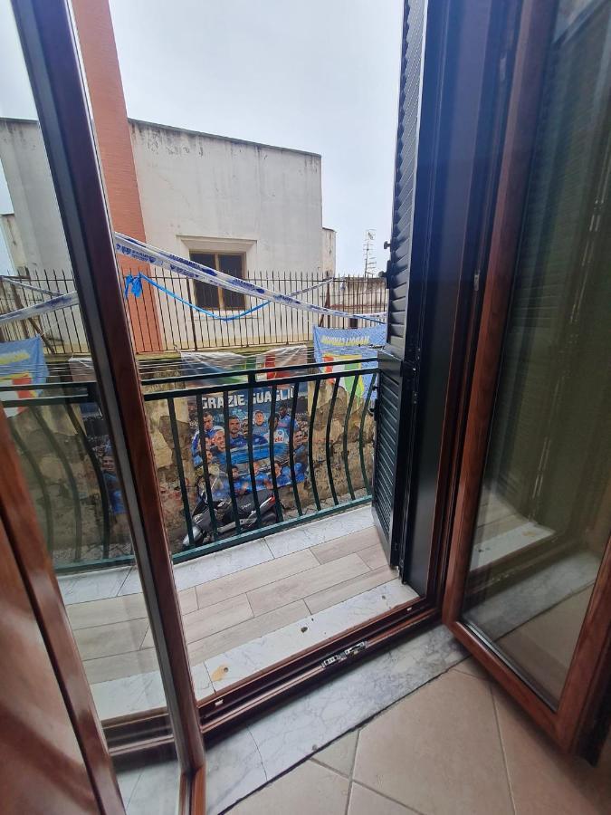 Palizzi'S Home Behind Plebiscite Square Νάπολη Εξωτερικό φωτογραφία